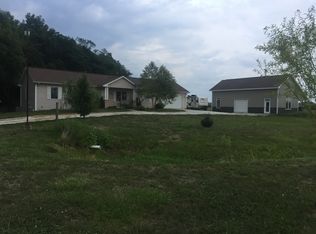 2500 Peters Rd, New Berlin, IL 62670
