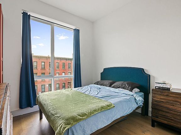 3rd image of 1325 Herkimer St #320