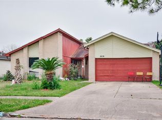 16114 Windom Dr, Webster, TX 77598