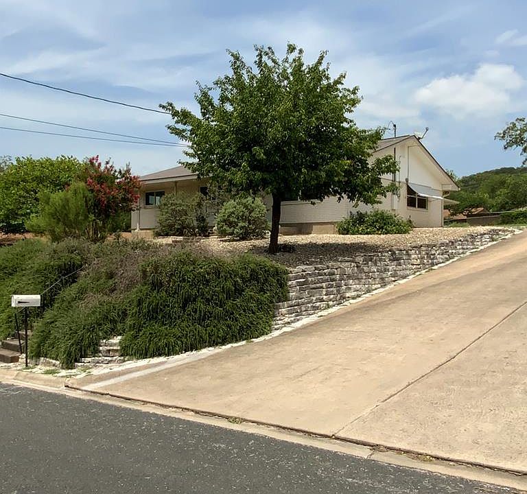 1st image of 1110 Nancy Beth Dr