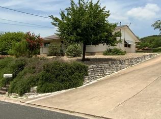 1110 Nancy Beth Dr, Kerrville, TX 78028