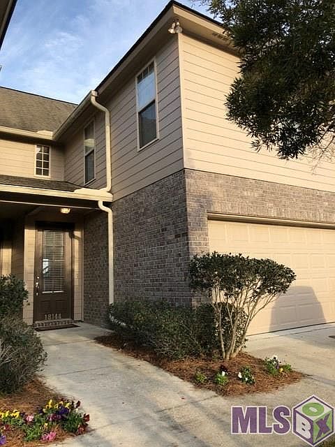 1st image of 18144 Pinehurst Dr