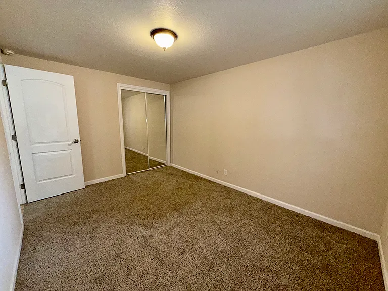 10413 Mountain Rd NE — Photo 14