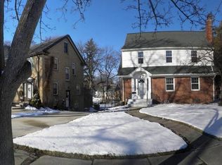 930 Huntington Rd, East Lansing, MI 48823