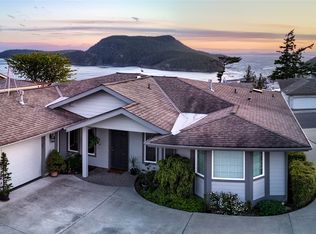 2307 Highland Dr, Anacortes, WA