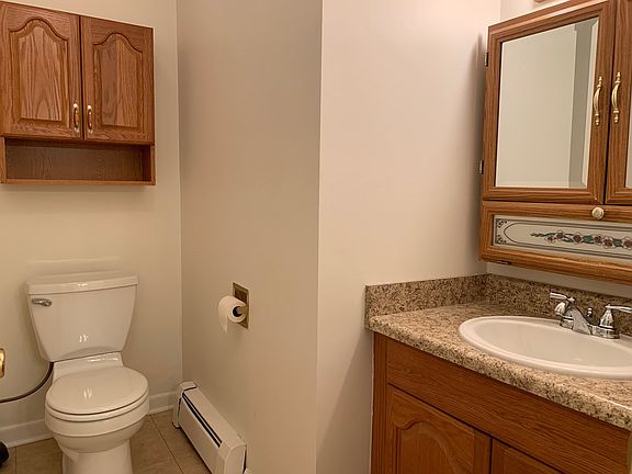 5th image of 8403 W Oak Ave #2