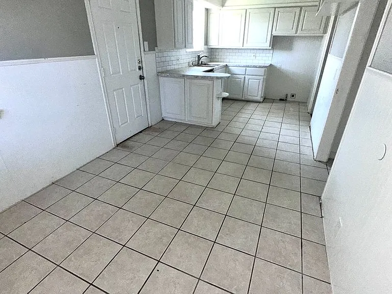 6501 Avenue T — Photo 8