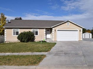 5016 Mary Ln, Chubbuck, ID 83202
