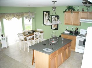 1913 Richmond Springs Ln, Belleville, IL 62220