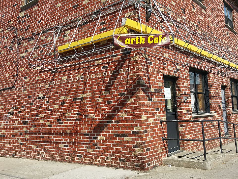 2nd image of 397 Graham Ave