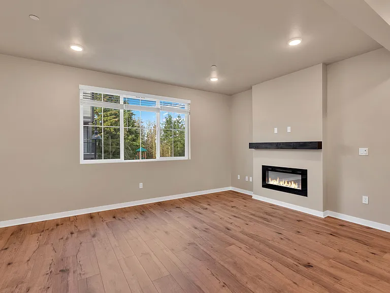 15423 Admiralty Way #E3 — Photo 16