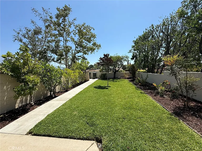 860 Calle Del Sol — Photo 12