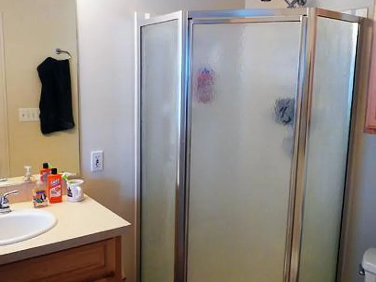 25 Raymond St #2 — Photo 10