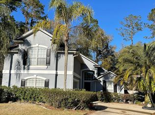 1800 Lake Forest Ln, Fleming Island, FL 32003