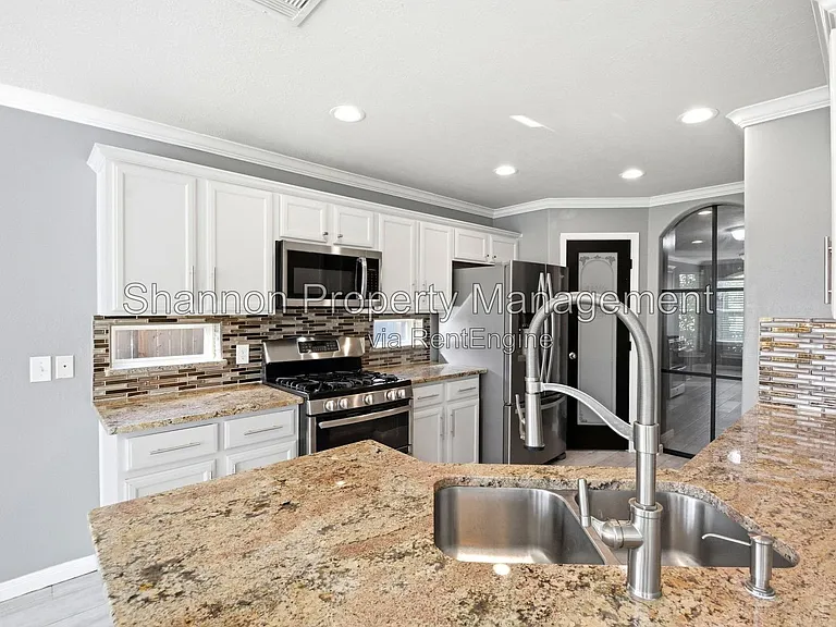 21103 N Valley Ct — Photo 8