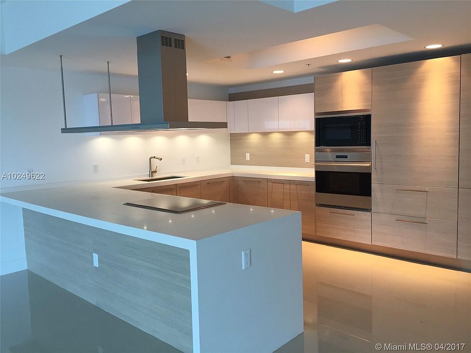 1st image of 17301 Biscayne Blvd #A10249622