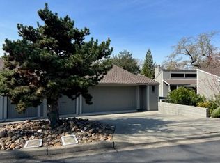 346 Deer Hollow Dr, Napa, CA 94558