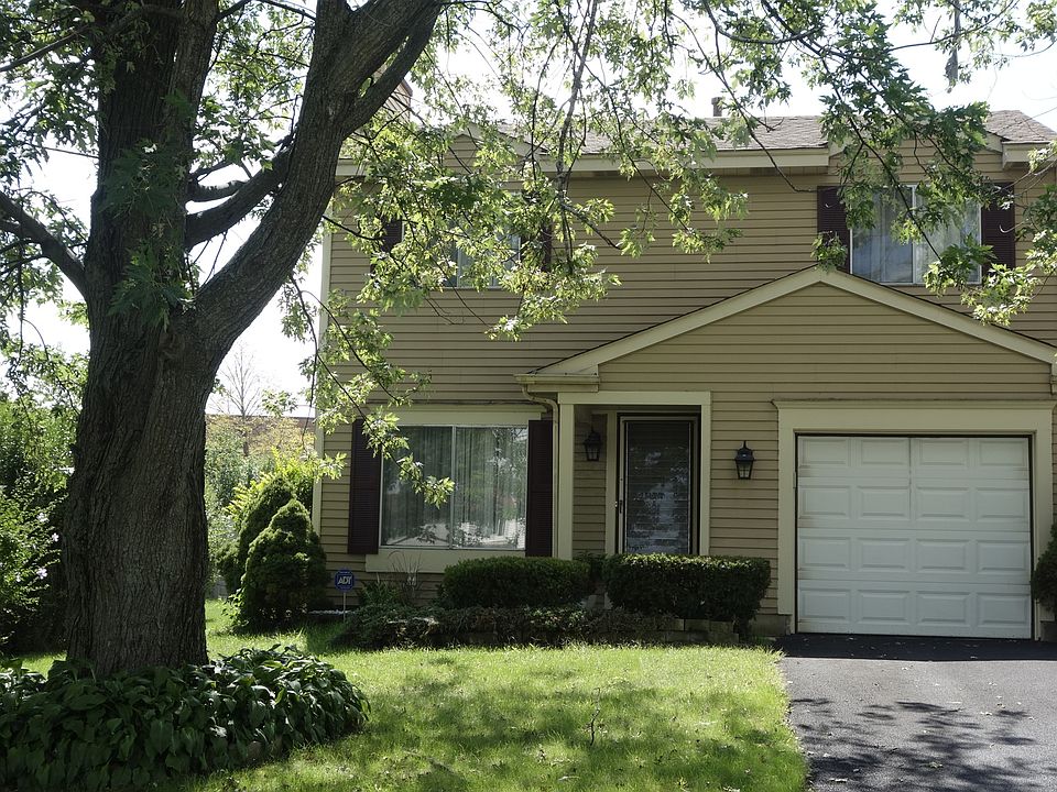 1st image of 35 Stonefield Dr