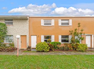 50 Needle Blvd APT 4, Merritt Island, FL 32953