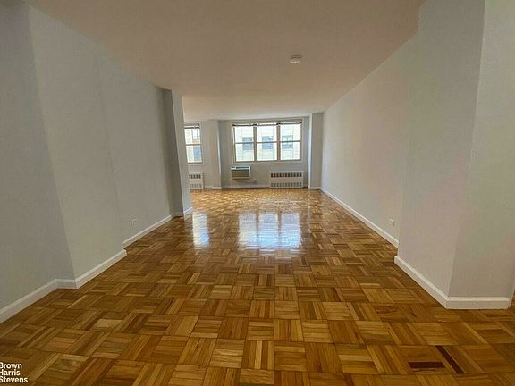 3rd image of 222 E 19th St APT 9E