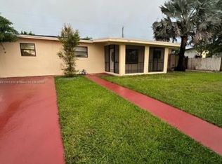 11821 SW 185th Ter, Miami, FL 33177