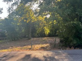 522 2nd St, Greenville, MS 38701