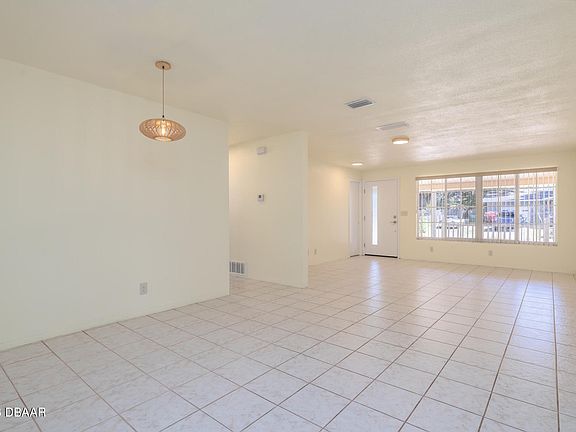 5th image of 1016 Cherokee Ranch Rd