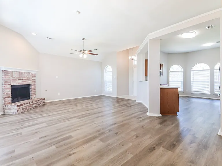 1705 Green Terrace Dr — Photo 7