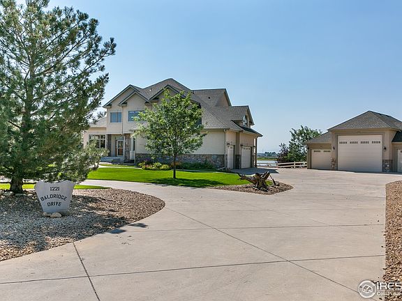 3rd image of 1221 Baldridge Dr