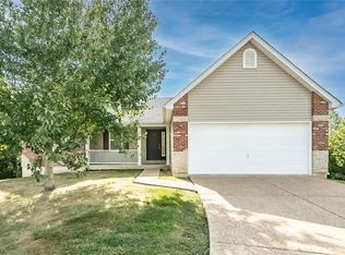 369 Pearson Ct, Saint Charles, MO 63304