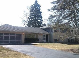 209 E Clarendon St, Prospect Heights, IL
