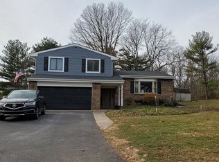 1537 Harvey Ln, Pottstown, PA 19465