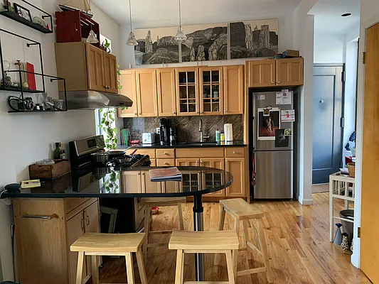 Rented by Compass | media 7