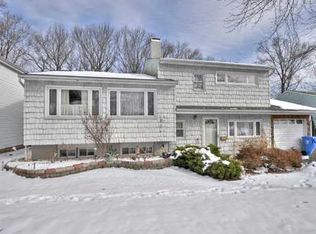 128 Cypress Dr, Colonia, NJ 07067