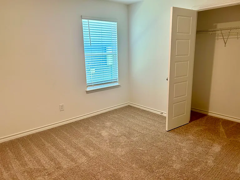 946 Heartseed Ave — Photo 5