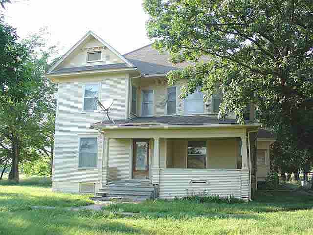 1st image of 1710 E 110th