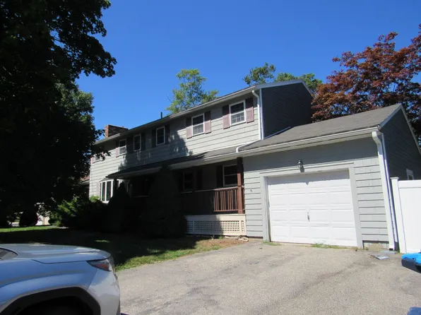 13 Veronica Ave, Salem, NH 03079