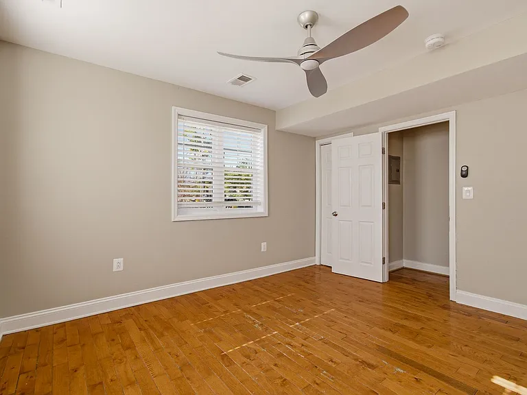 3878 9th St SE #102 — Photo 10