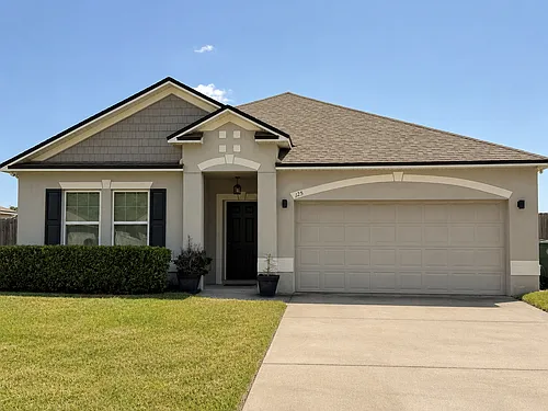 125 Walnut Way Photo 1