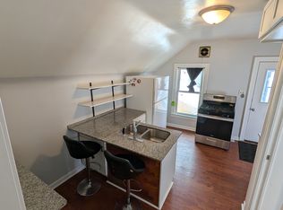 685 Burr St #B, Saint Paul, MN 55130