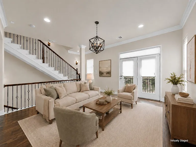 5709 Lois Ln — Photo 8