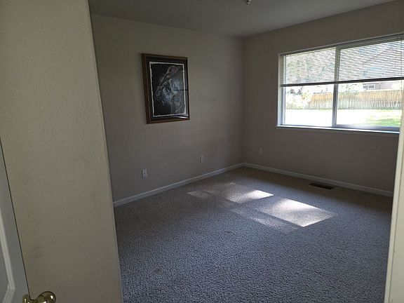 3rd image of 1061 William Ave APT C