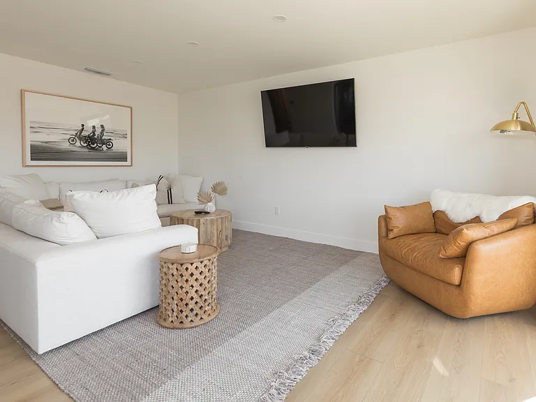 1842 S Pacific St #1842 — Photo 13