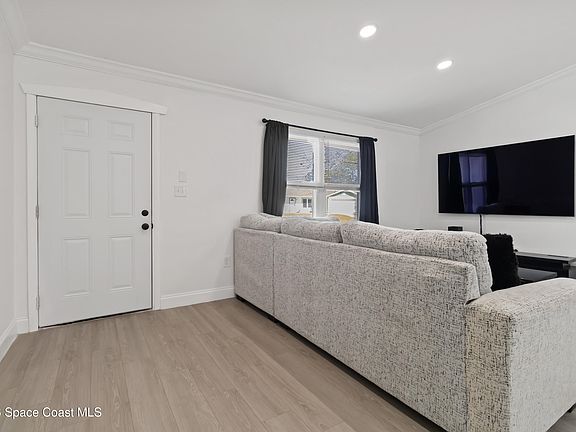 4th image of 292 Trilby Rd SW