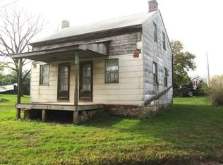 490 Mount Misery Rd, New Oxford, PA 17350