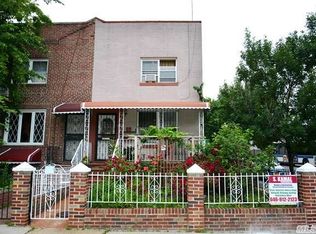 2002 28th St, Astoria, NY 11105
