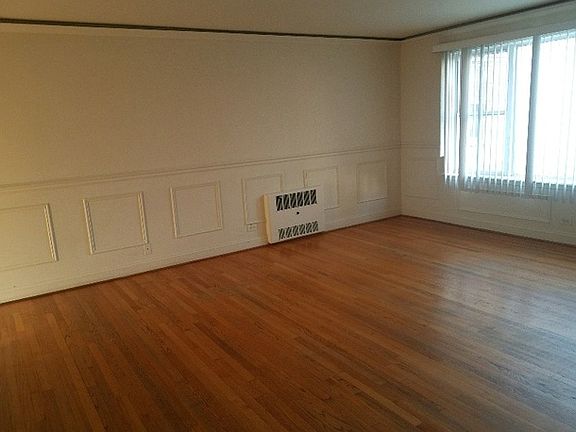 4th image of 7547 W Belden Ave #2