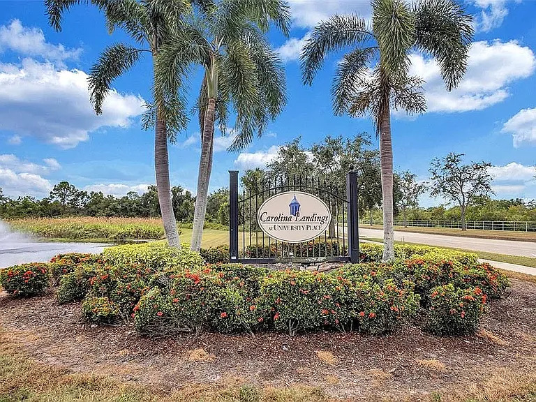 7702 Plantation Cir — Photo 29