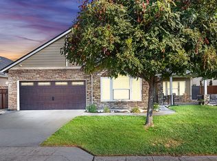 7406 W San Madele Ave, Fresno, CA