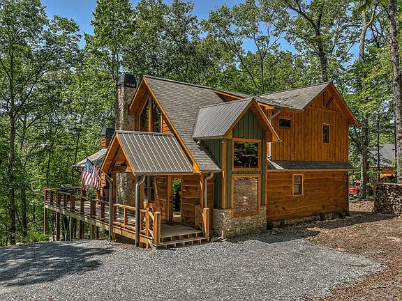 3rd image of 149 Heritage Dr